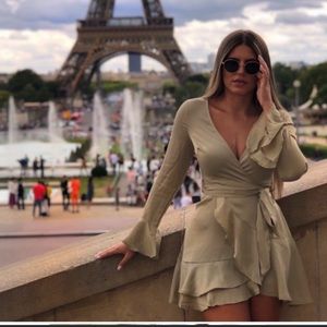 Open to offers❤️Sage Green Fashion Nova Dress